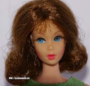 1969 Twist'n Turn Barbie, brunette #1160