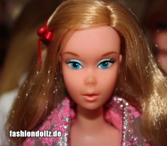 1975 Free Moving Barbie #7270