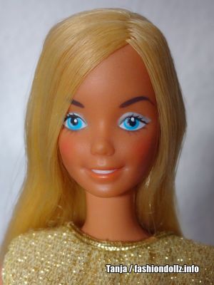 1981 Disco / Golden Nights Barbie #1533 Europe / Canada