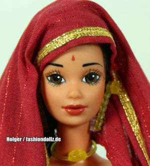 1982 Dolls of the World - India Barbie  #3897