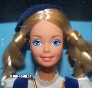 1987 Dolls of the World - Icelandic Barbie #3189