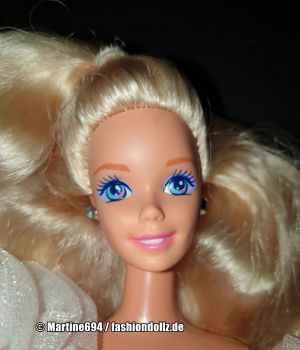 1989  Sweet Roses Barbie #7635 Toys R Us Exclusive