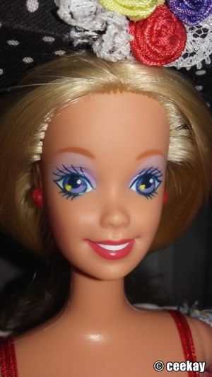 1992 Teen Talk Barbie, blonde - black hat