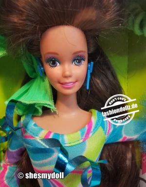1992 Totally Hair Ultra Hair Barbie, brunette # 1117