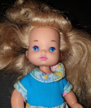 1993 Barbie Li'l Friends (blue dress)