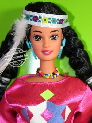 1995 Dolls of the World - Native American Barbie 3rd Edition #12699