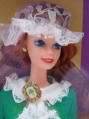 1995 Dolls of the World Barbie 3 Pack Giftset #13939 (Irish)