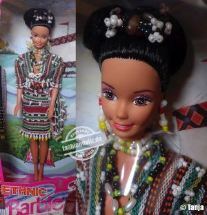 1995 Ethnic Barbie #61369-9909 Philippines
