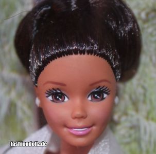 1998 Philippine Centennial Barbie #63814-9989