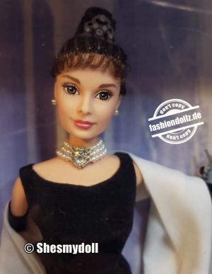 1998 Breakfast at Tiffanys - Black Evening Gown, Audrey Hepburn Barbie #           20355