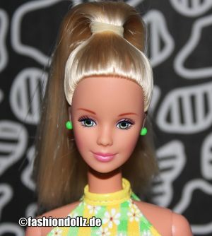 1999 Pretty in Plaid / I Love Barbie, blonde #20666