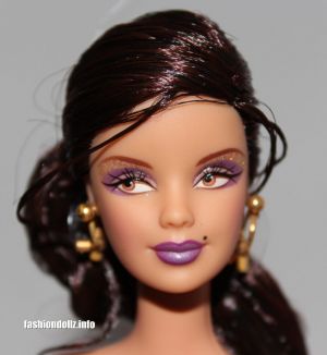 2002 Designer Spotlight Barbie by Katiana Jimenez B0836