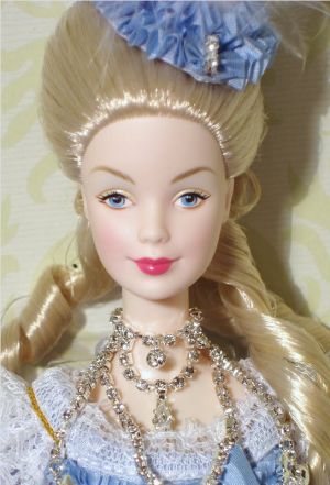 2003 Women of Royalty Series - Marie Antoinette Barbie #53991