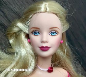 2004 Valentine Romance Barbie B1805