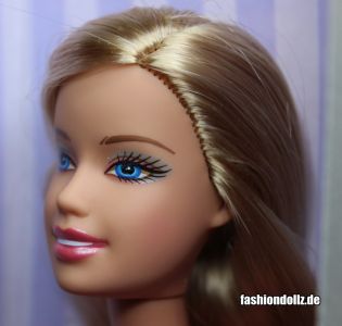 2007 Chic Barbie K8651