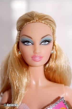 2009 Generations of Dreams Barbie,   blonde N6571