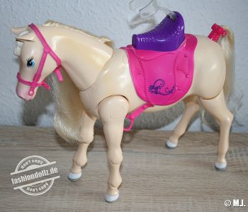 2009 Barbie Champion Tawny Trotting Horse V1582