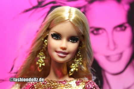 2009 Heidi Klum    Barbie  #N8135