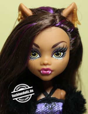 2012 Monster High Scaris: City of Frights Clawdeen Wolf  #Y0379 