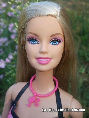 2013 Barbie (Barbie Icon dress) X9578