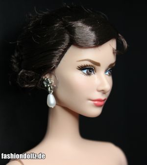 2013 Audrey Hepburn as Sabrina Doll 4