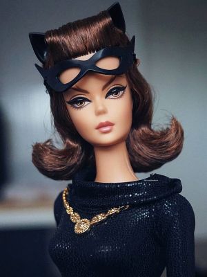 2013 Catwoman Barbie,  Classic TV Series #Y0304