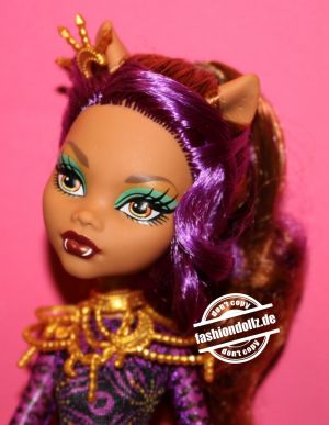 2013 Monster High Frights, Camera, Action! – Black Carpet Clawdeen Wolf 