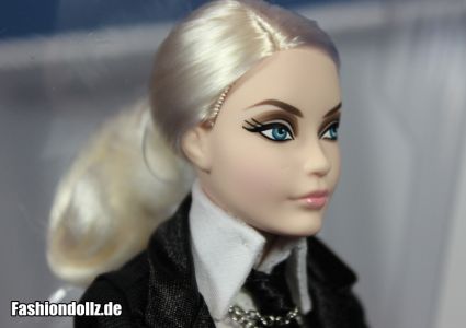 2014 Karl Lagerfeld Barbie BCP92 - Profile