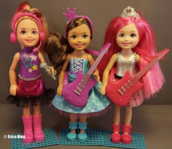 2015 Barbie in Rock N’ Royals -  Chelsea & friends