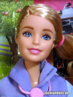 2016 Barbie Careers - Farm Vet Barbie DHB71