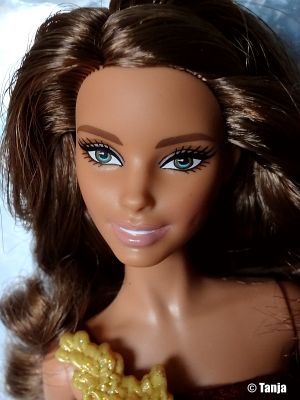 2016 Holiday Barbie, brunette #DRD25