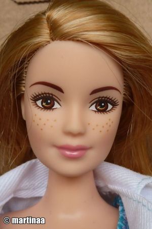 2017 Barbie Careers - Scientist (Curvy) DVF60