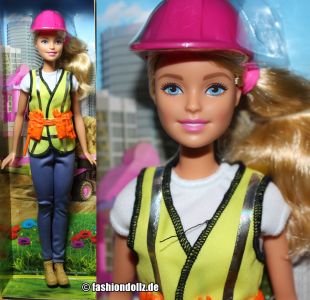 2017 Barbie Careers - Builder / Bauleiterin  #FCP76