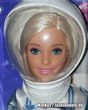 2019 You can be anything - Astronaut Barbie  GFX24
