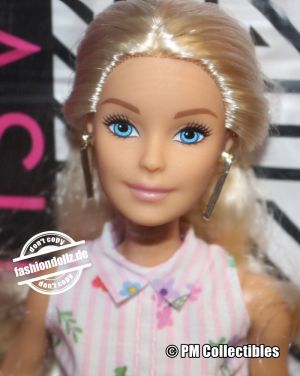 2019 Fashionistas #119 Barbie FXL52