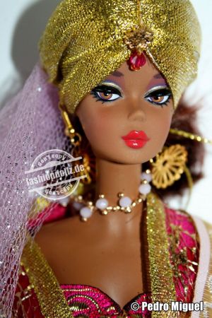 2019 Arabian Glamour Convention Barbie