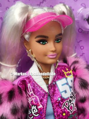 2021 Barbie Extra No. 8   #GYJ77