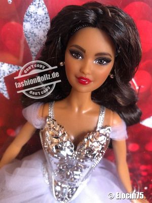 2021 Holiday Barbie, brunette #GXL23