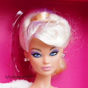 2023 NBDCC - Winter Fantasy Barbie, blonde     HJX39