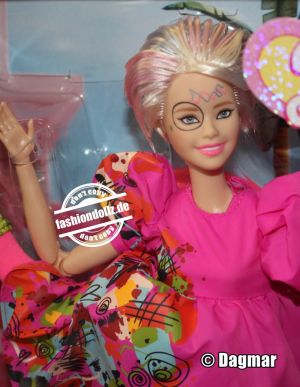 2024 Barbie the Movie - Weird Barbie #HYB84 