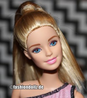 2015 Deluxe Bathroom Barbie Playset CFB63