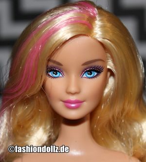 2012 Fashionistas Clutch Wave 2 Barbie & Puppy / Pudel Gift Set X2279