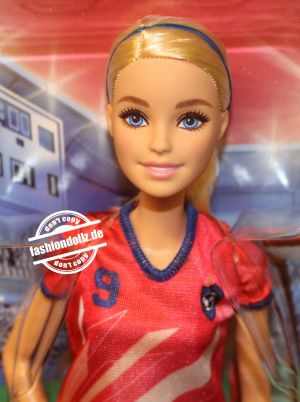2022 You can be anything - Soccer Player Barbie #HCN17