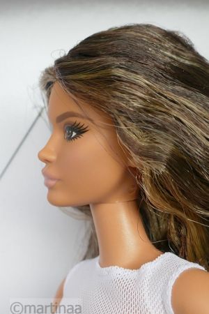 2021 Barbie Looks GTD89, Model #1
