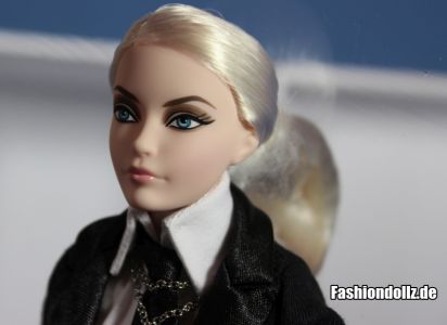 Ohne Brille - Karl Lagerfeld Barbie 2014 05