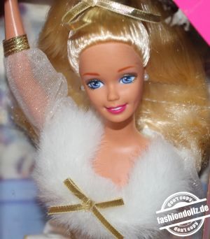 1997 Skating Dream Barbie #17244 Walmart Exclusive
