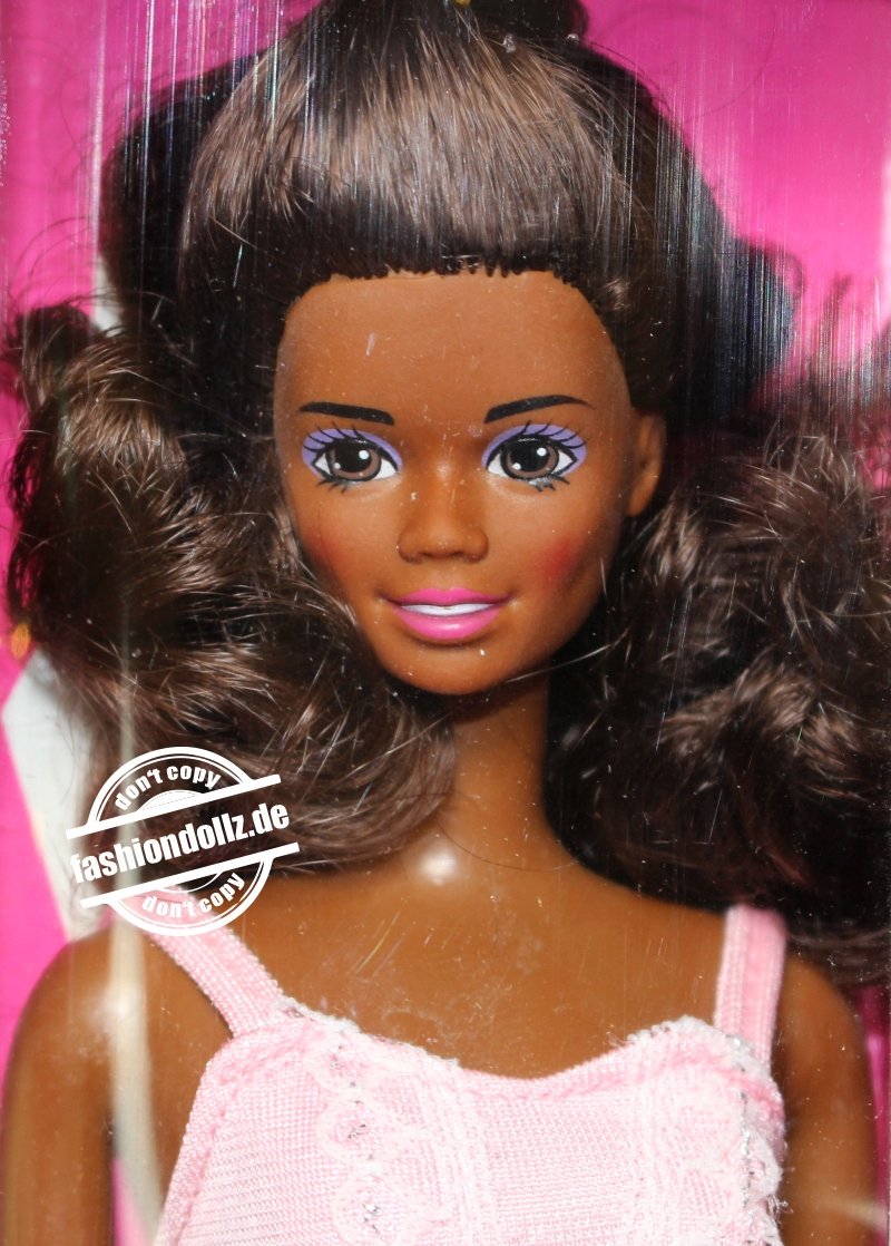 1989 Fun To Dress Barbie AA #1373