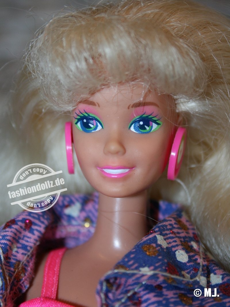 1990 Barbie and the Beat / Disco Barbie #2751