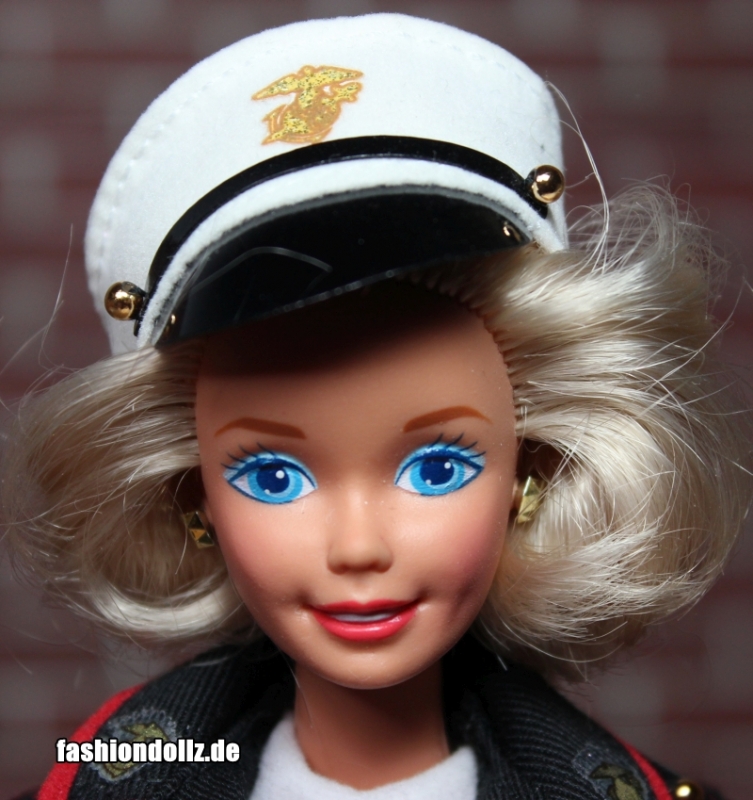 1992 Stars 'n Stripes - Marine Corps Barbie #7549