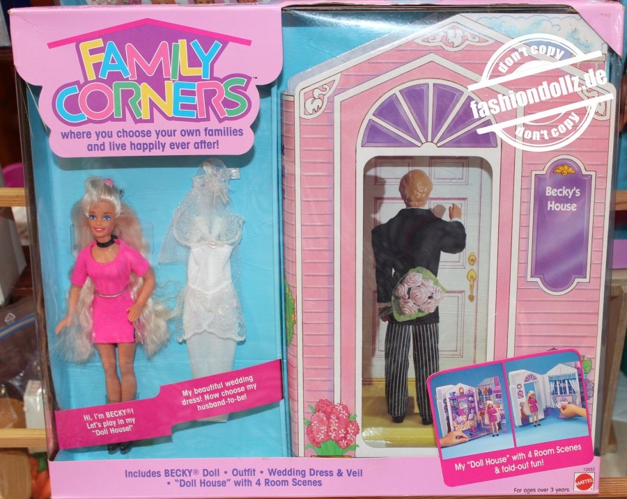 1994 Family Corners Becky Doll House Playset #12652